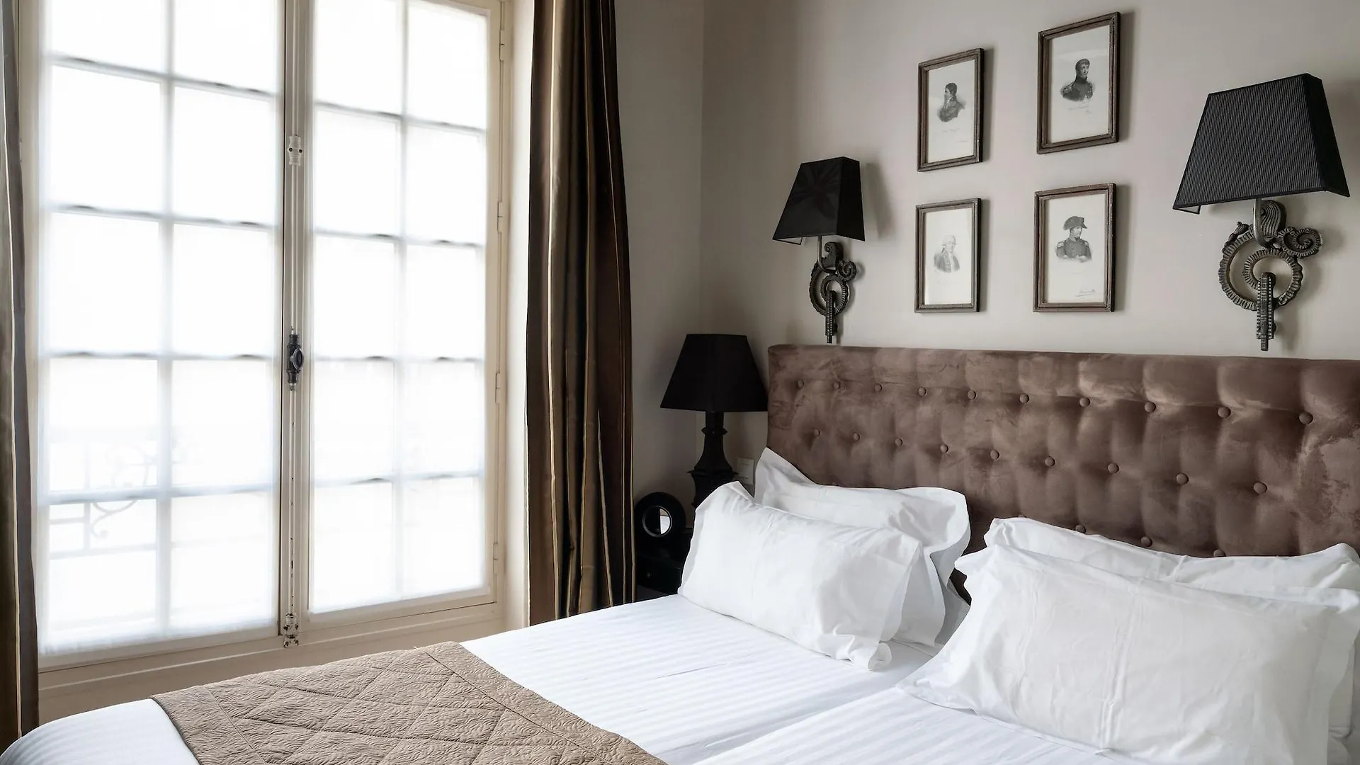 Saint-louis Marais Hotel 3*