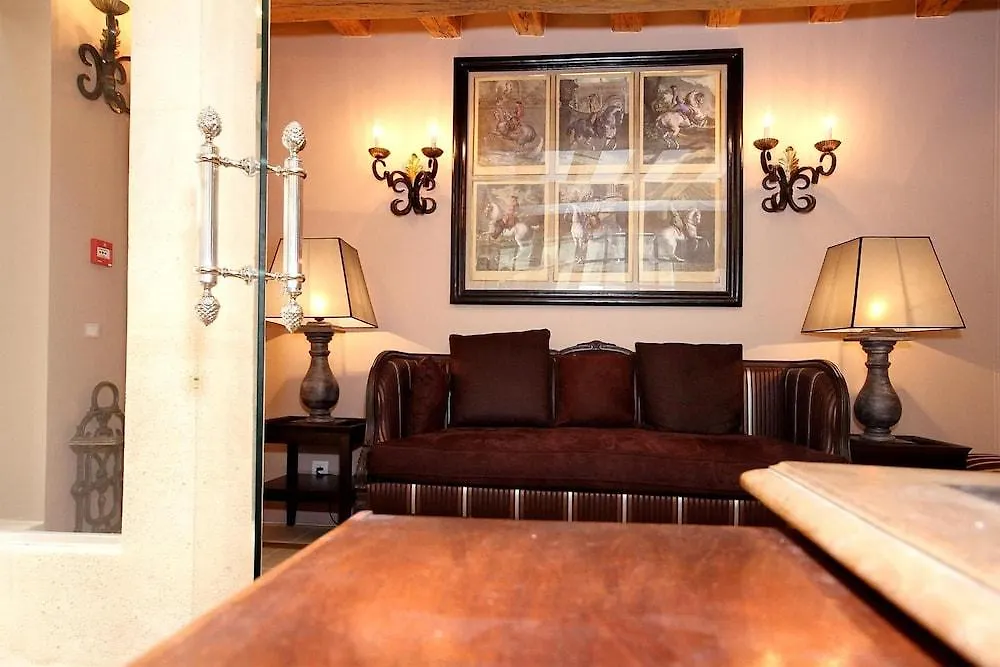 Saint-louis Marais Hotel 3*